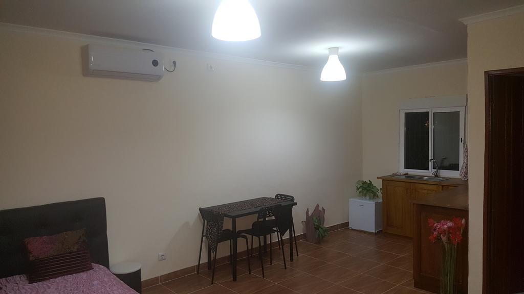 Vip House-Praia Francesca Σάο Τομέ Εξωτερικό φωτογραφία